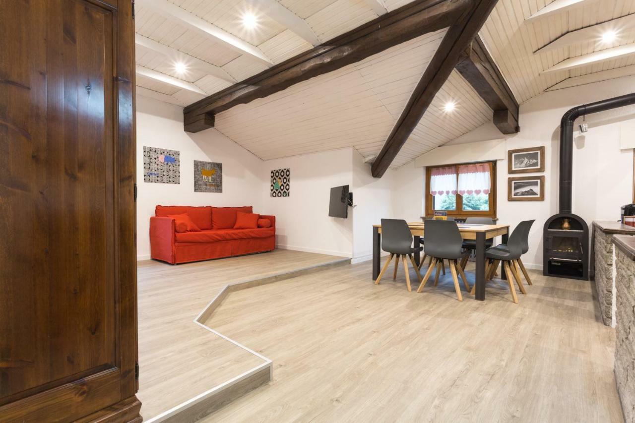 Lo Sherpa Holiday Home Aosta Eksteriør bilde